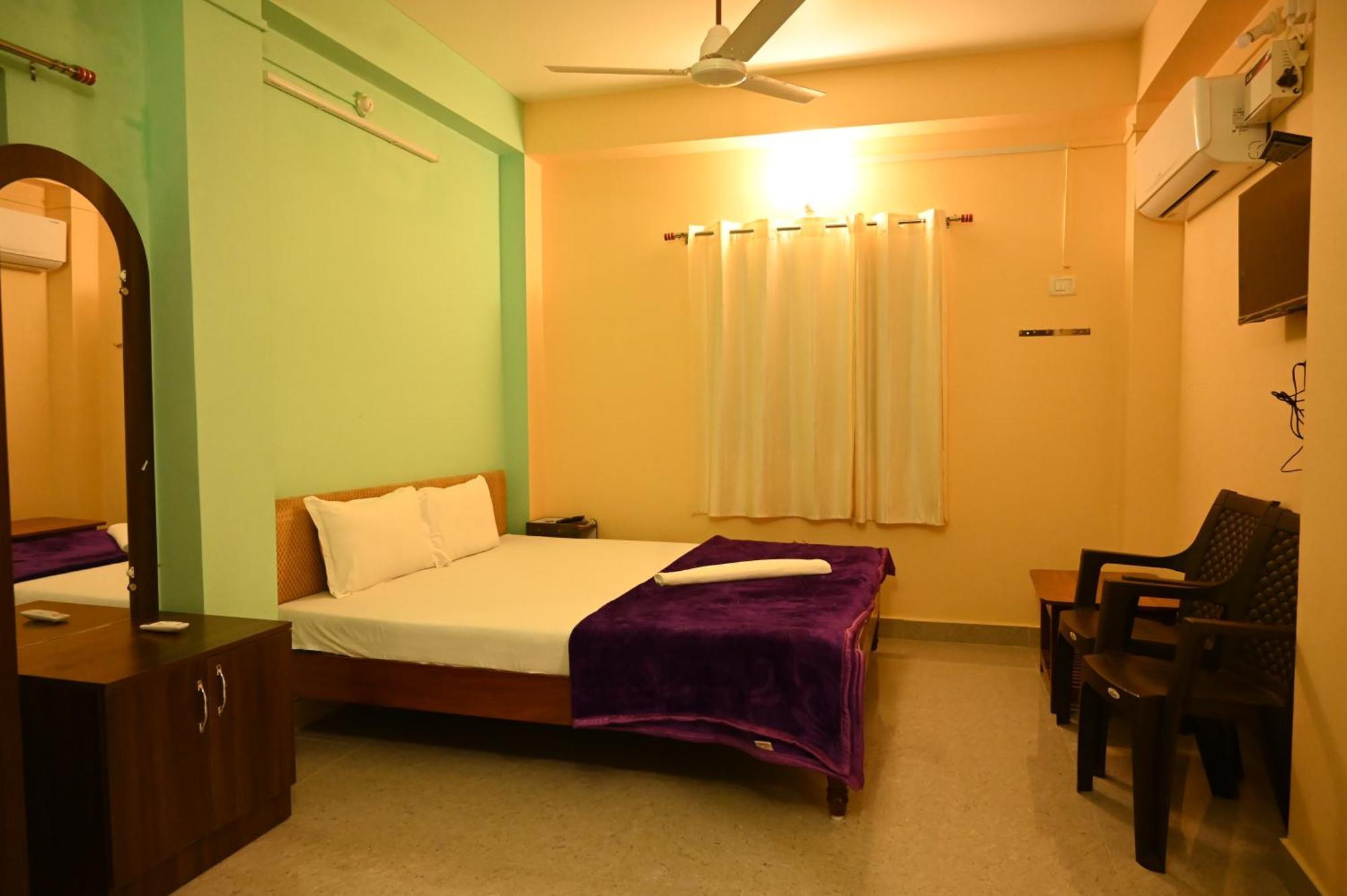 Royal Seaview Residency Lejlighed Port Blair Eksteriør billede